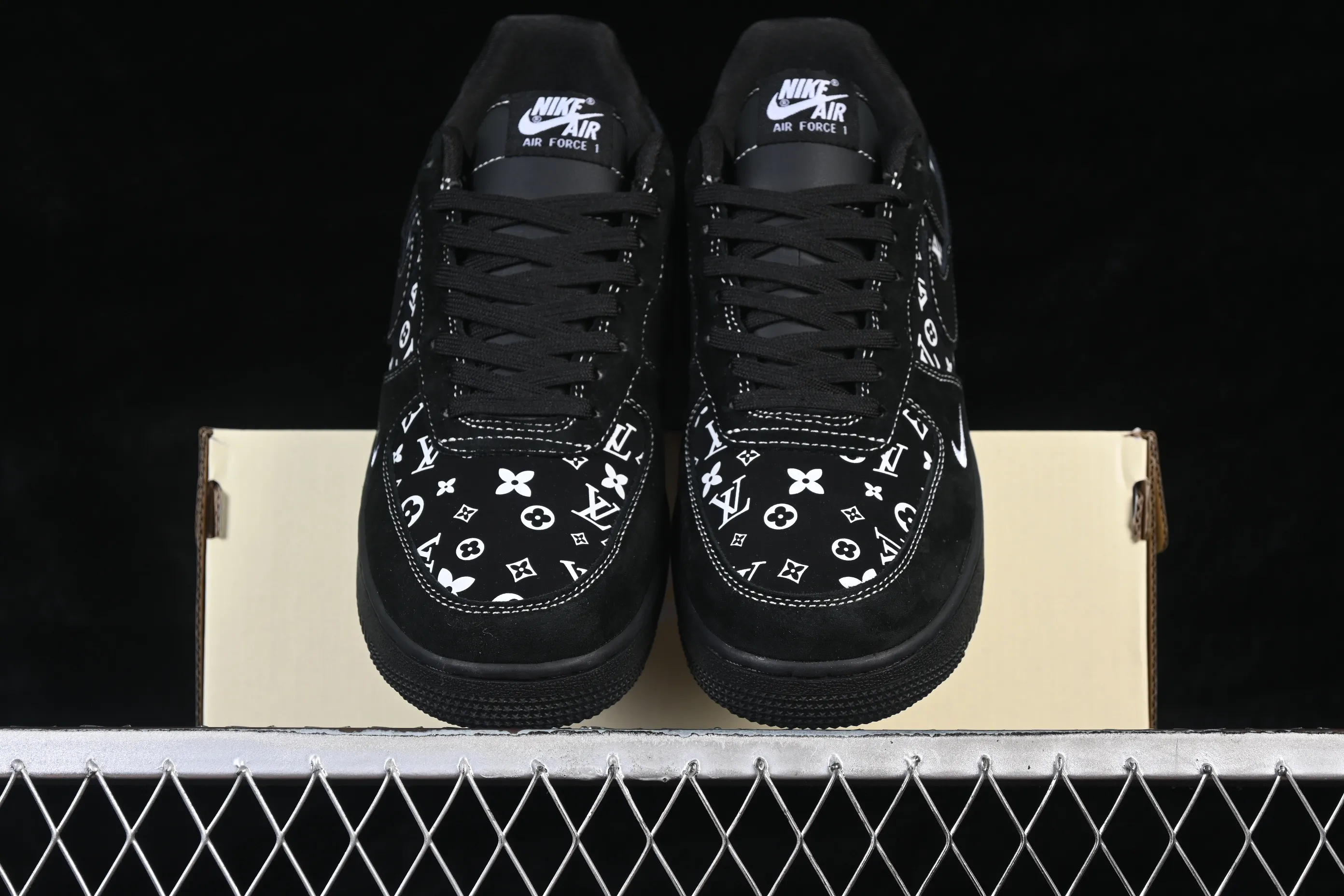 All categories Nk Air Force 1 Air Force series Nk Air Force 1 Low Air Force low top Nike Air Force 1'07 Low LV joint black Air Force 1 low top casual sneakers SS1979-001